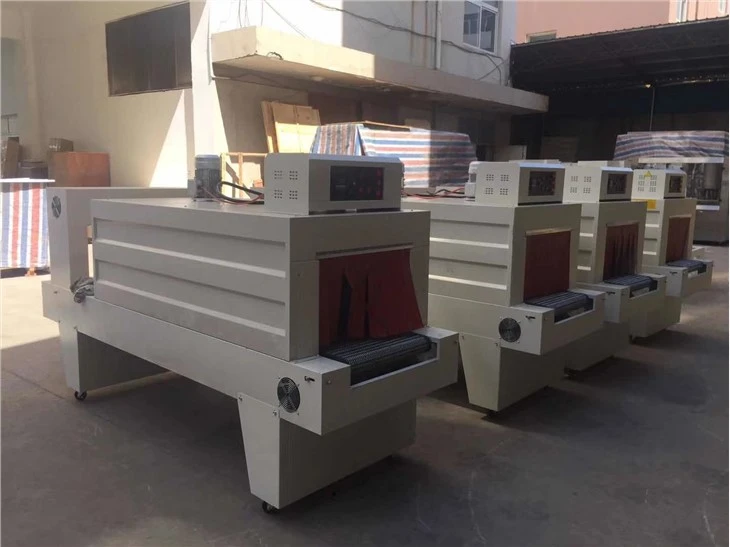 Automatic PE Film Shrink Wrapping Machiine For Beer Juice Water Bottles